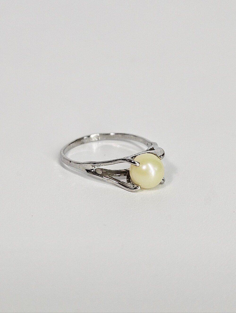 Pearl Size 4.75 Solitaire Ring Vintage Genuine Sterling 925 Crown Mark Band